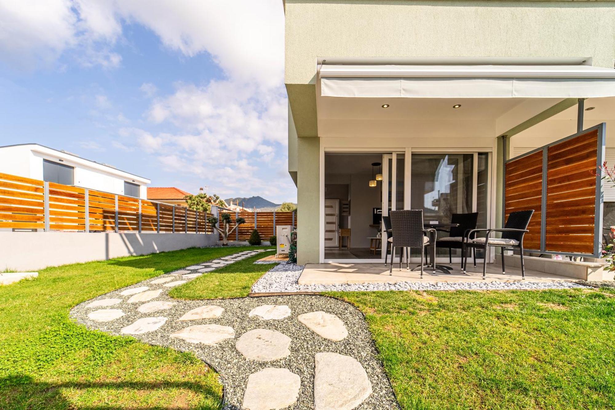 Aegean Twin Houses Nea Iraklitsa Экстерьер фото